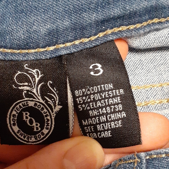 Ripped skinny jeans - Picture 2 of 2